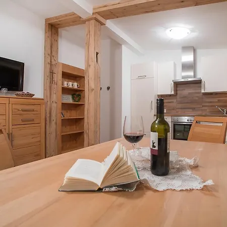 Brixnerhof Im Zillertal 3*